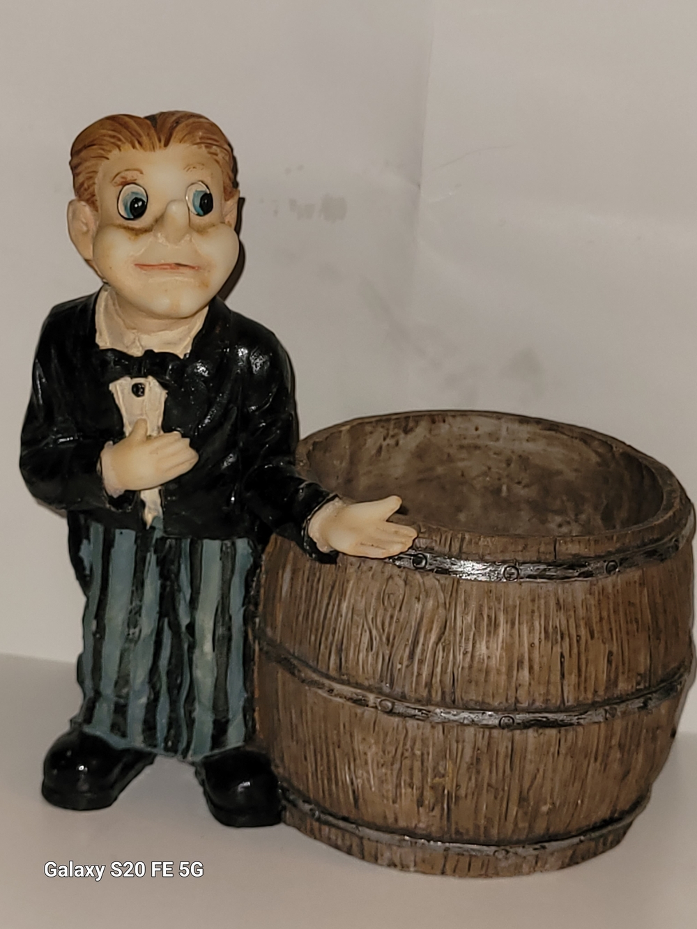 Vintage Style Butler Figurine with Barrel Planter - Black & Brown